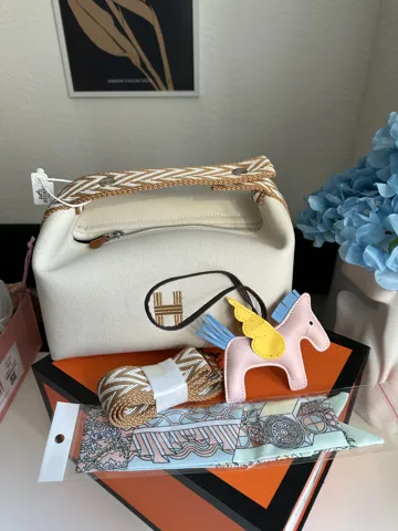 beige/brown lux