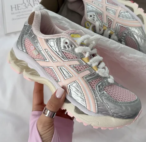 ASICS