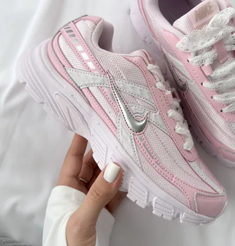 Nike Iniator