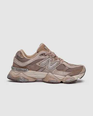 New Balance 9060 Mushroom Timberwolf