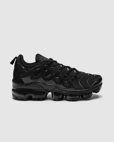 Nike Air VaporMax Plus Triple Black