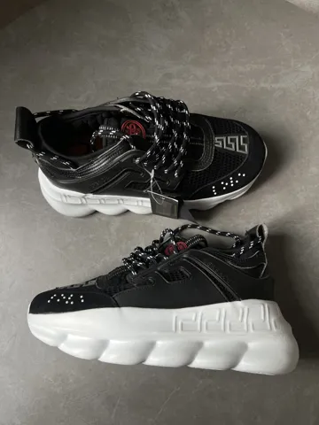 Versace Chain Reaction