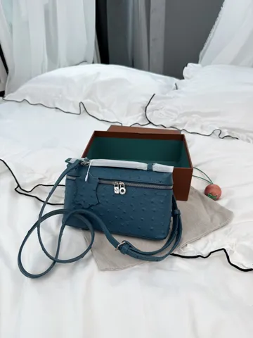 Loro Piana Extra Pocket 20 in Teal Ostrich Leather