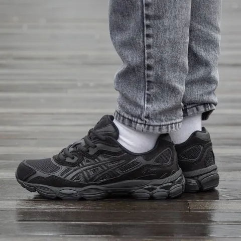 Asics Gel NYC All Black
