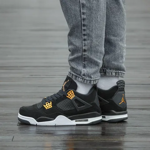 Air Jordan Retro 4 Royalty