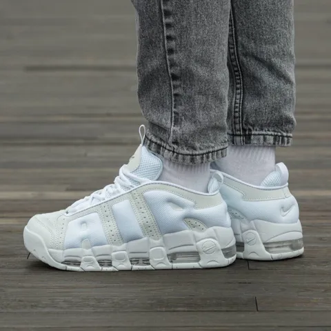 Nike Air More Uptempo Low Triple White