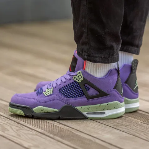 Air Jordan Retro 4 Canyon Purple