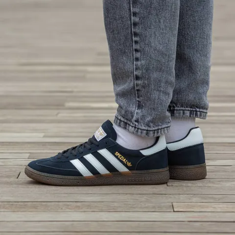 Adidas spezial Black