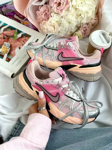 V2K Runtekk Pink
