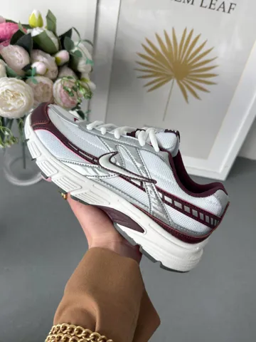 Initiator Metallic/Bordo