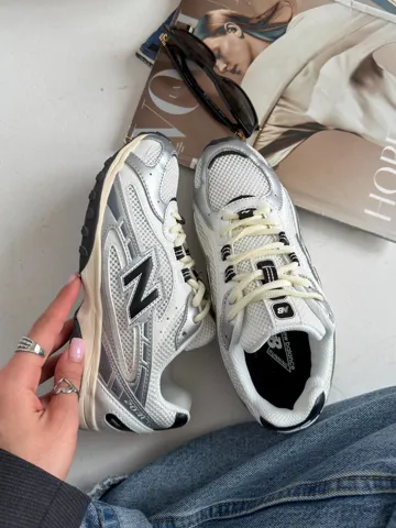 204L White/Metallic/Black