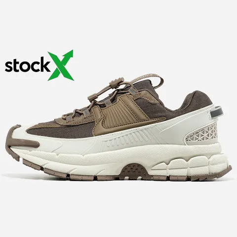 2371 Nike Air Zoom Vomero Roam