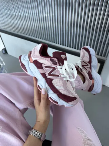NEW BALANCE 9060 | PINK / BURGUNDY (8)